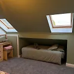 Apartament Coastal Escape With Ocean And Mountain Views Breeogue