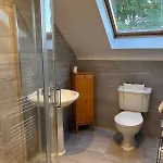 Coastal Escape With Ocean And Mountain Views Apartament